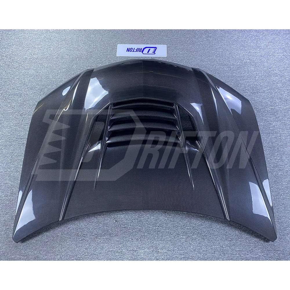 Vorsteiner Style Dry Carbon Fiber Hood For Lamborghini URUS 2018-2021