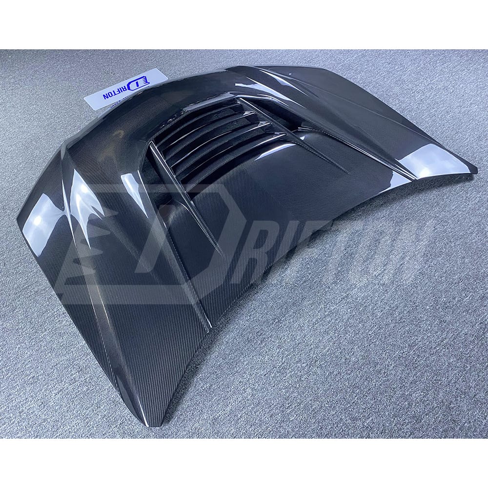 Vorsteiner Style Dry Carbon Fiber Hood For Lamborghini URUS 2018-2021
