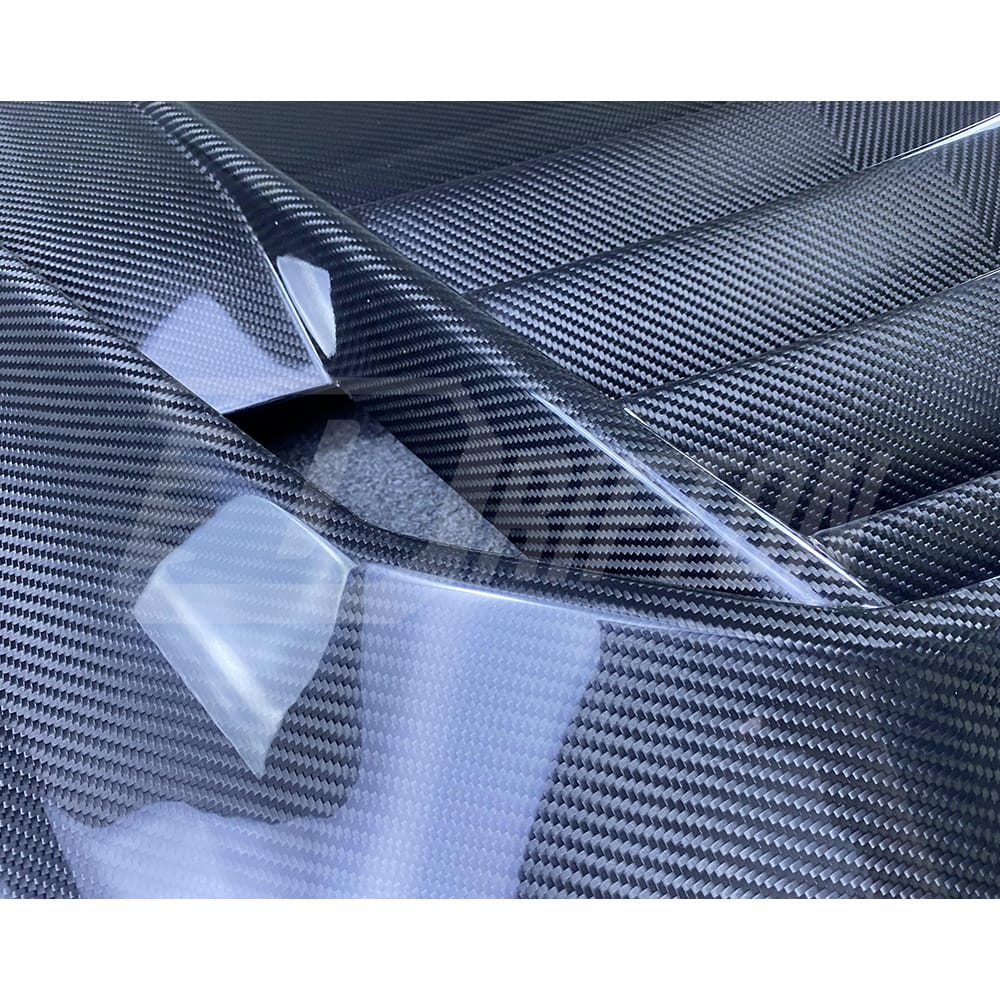 Vorsteiner Style Dry Carbon Fiber Hood For Lamborghini URUS 2018-2021
