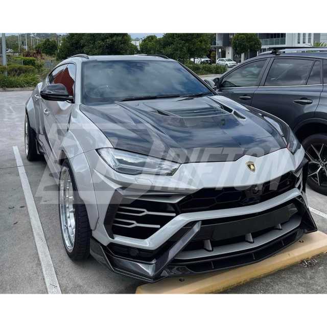 Vorsteiner Style Dry Carbon Fiber Bonnet Hood For Lamborghini URUS