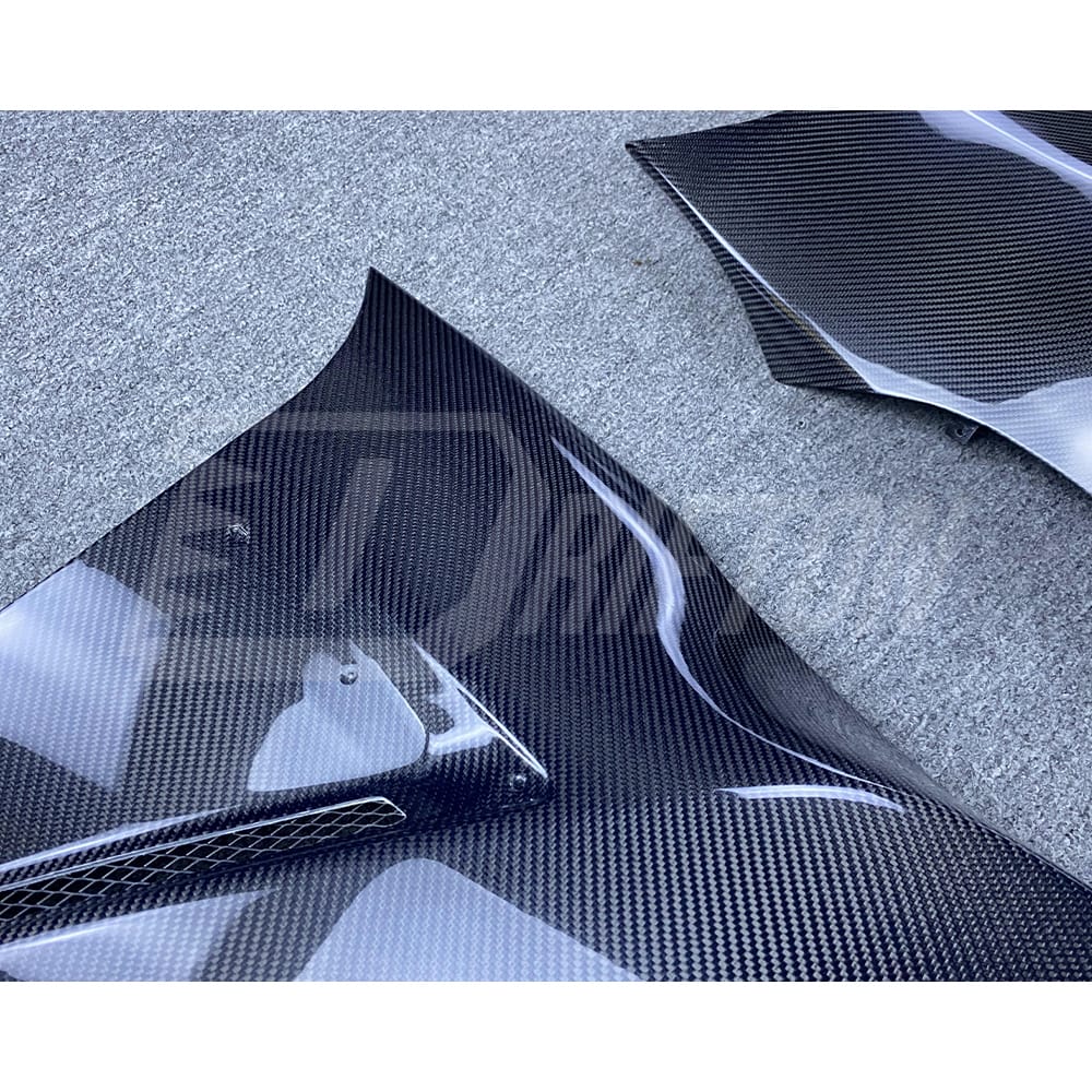 OEM Style Carbon Fiber Fender For Nissan R35 GTR 2008-2016