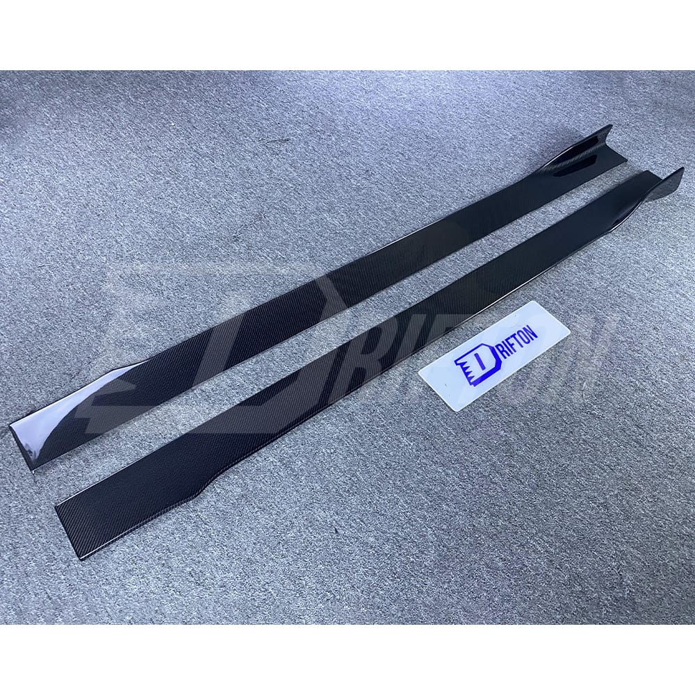 Madness Style Carbon Fiber Side Skirt For Alfa Romeo Giulia 2016-2023