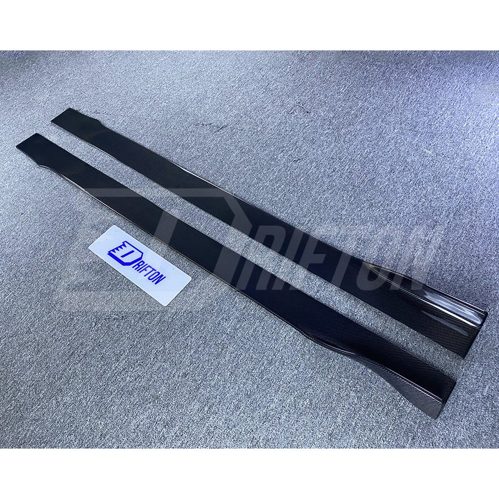 Madness Style Carbon Fiber Side Skirt For Alfa Romeo Giulia 2016-2023