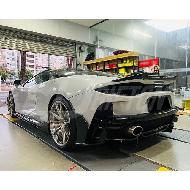 Dry Carbon Fiber Rear Spoiler For Mclaren GT