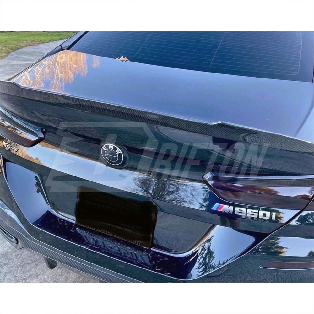 V Style Dry Carbon Fiber Rear Spoiler Trunk Wing For BMW M8 F91 F92 F93 2020-2024