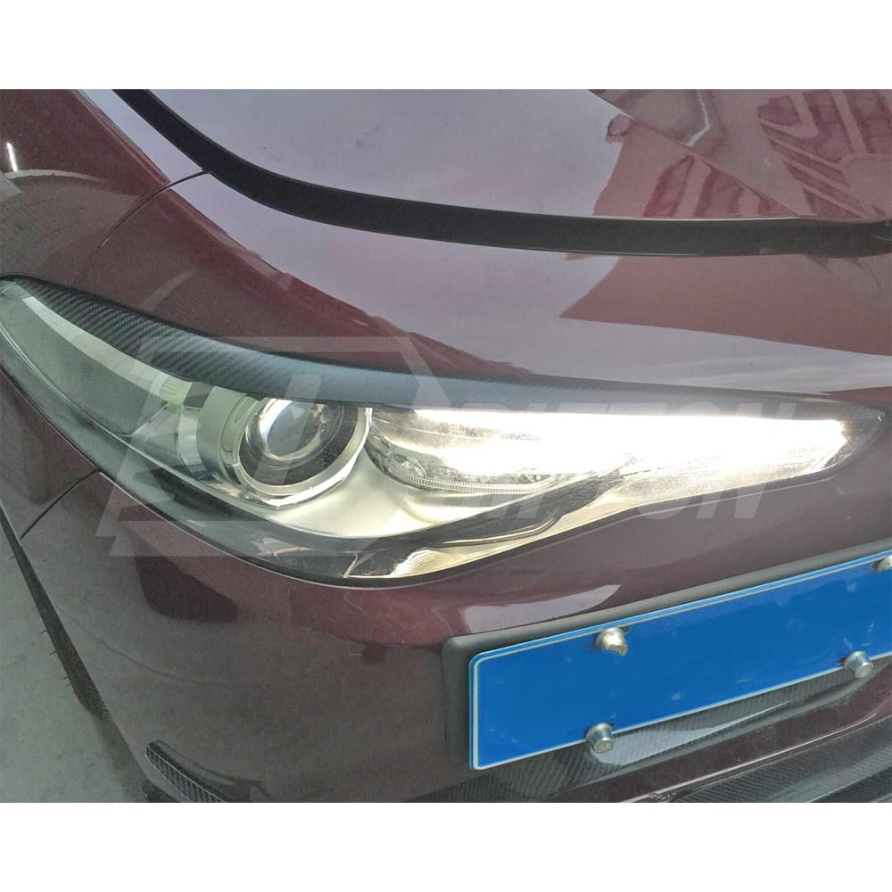 Dry Carbon Fiber Headlight  Eyebrows Eye Lid Trim For Alfa Romeo Giulia 2016-2023