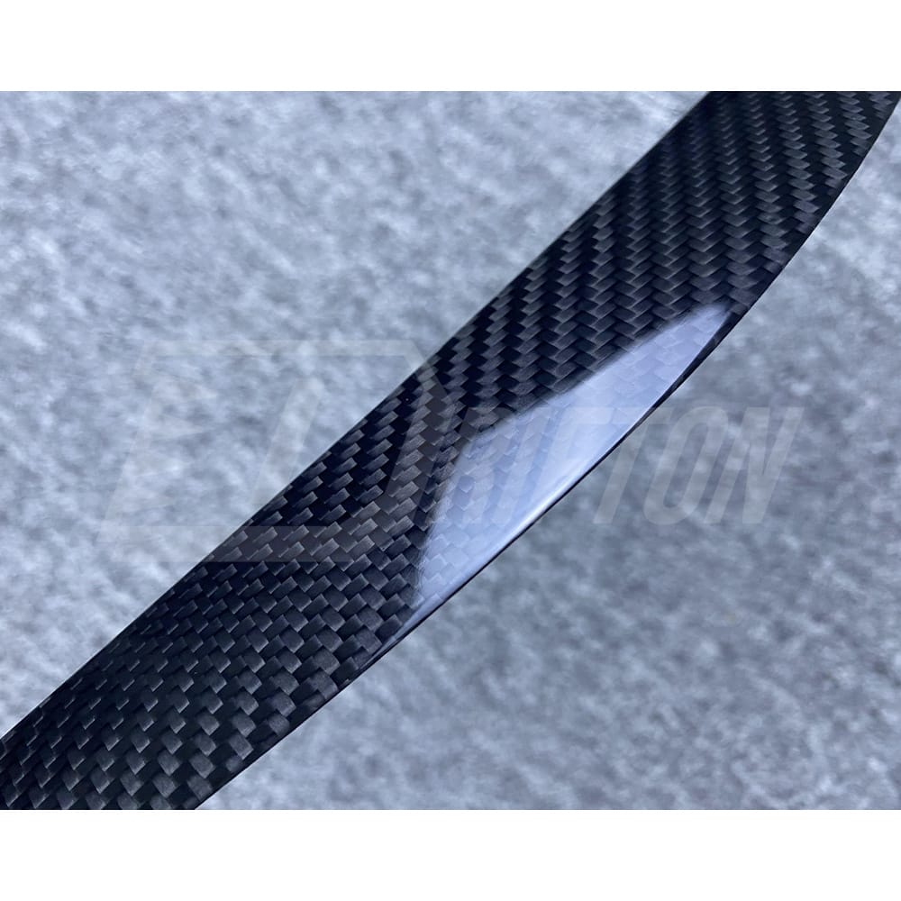 Dry Carbon Fiber Headlight  Eyebrows Eye Lid Trim For Alfa Romeo Giulia 2016-2023