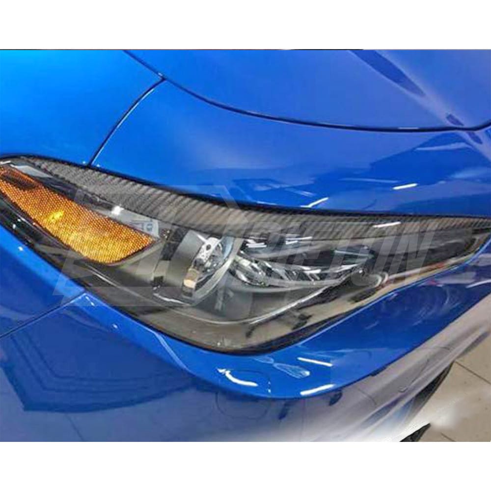 Dry Carbon Fiber Headlight  Eyebrows Eye Lid Trim For Alfa Romeo Giulia 2016-2023