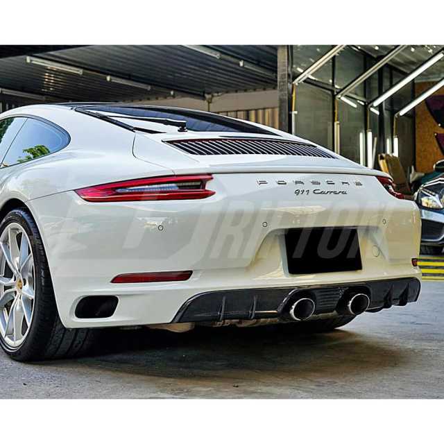 Center Exhaust Style Carbon Fiber Rear Diffuser For Porsche 911 Carrera S 4S GTS 991 991.2 2016-2018