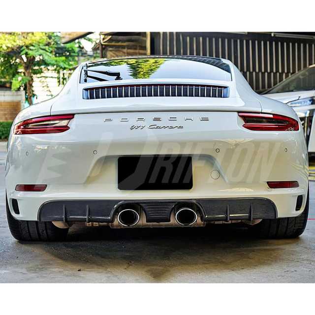 Center Exhaust Style Carbon Fiber Rear Diffuser For Porsche 911 Carrera S 4S GTS 991 991.2 2016-2018