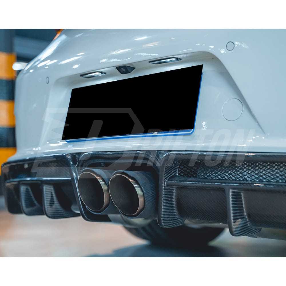 GT3RS Style FRP Rear Bumper With Dry Carbon Fiber Rear Diffuser For Porsche 911 Carrera 991 991.2 2016-2018