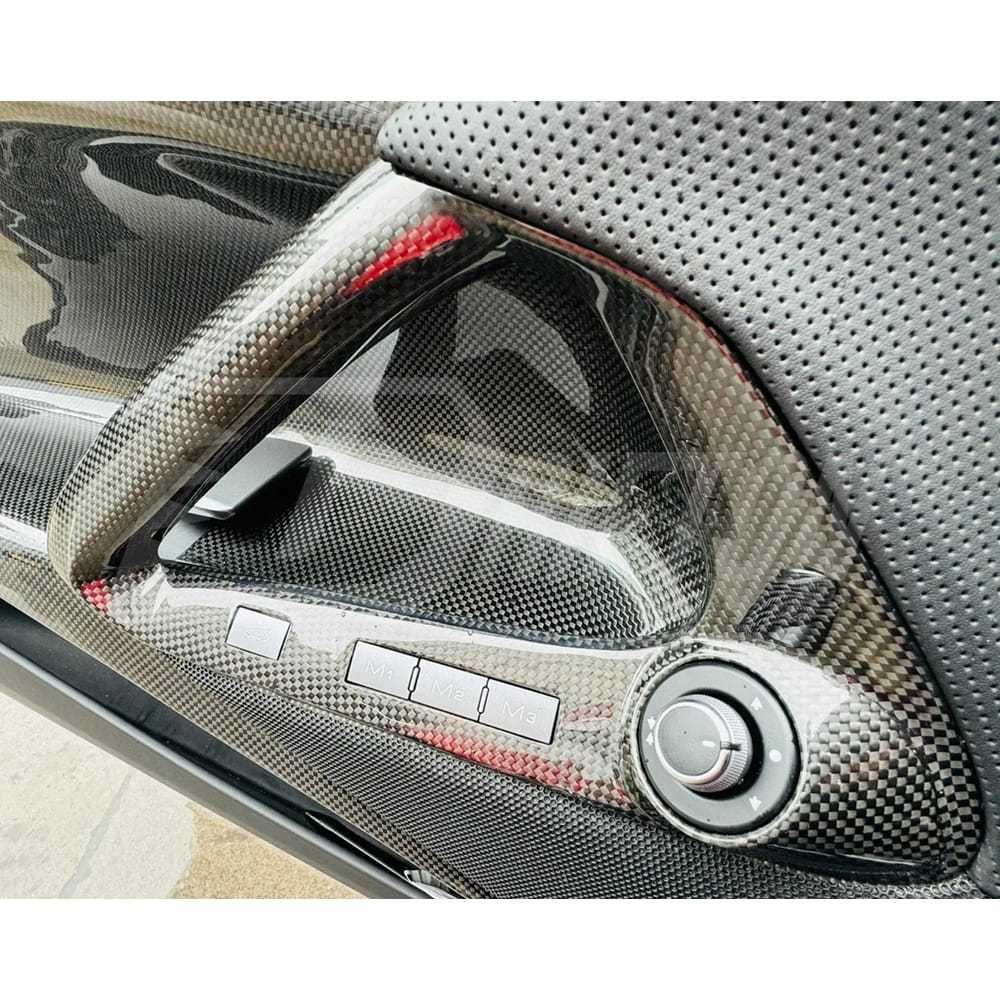 Dry Carbon Fiber Interiors Kits Door Handle For Ferrari 812 Superfast GTS 2017-2023