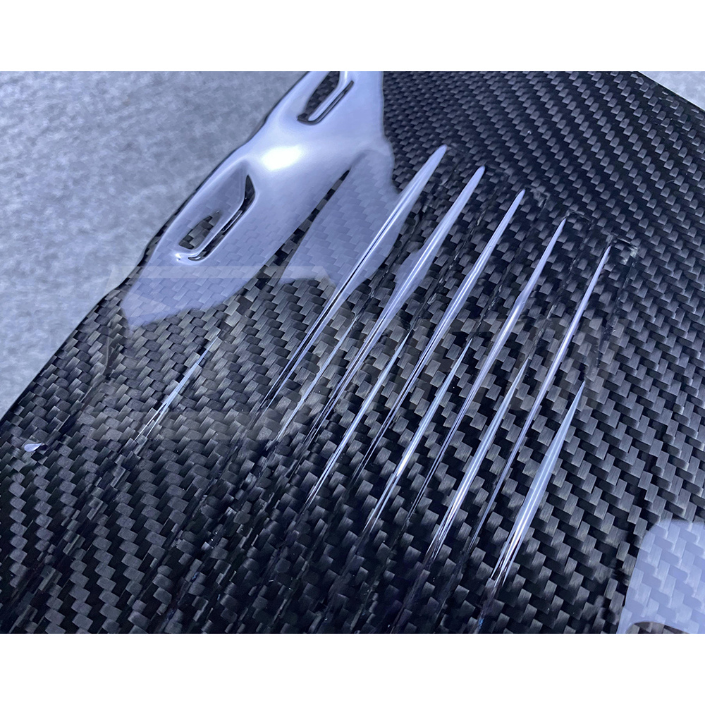 Dry Carbon Fiber Engine Cover For BMW M3 M4 F80 F82 2014-2020