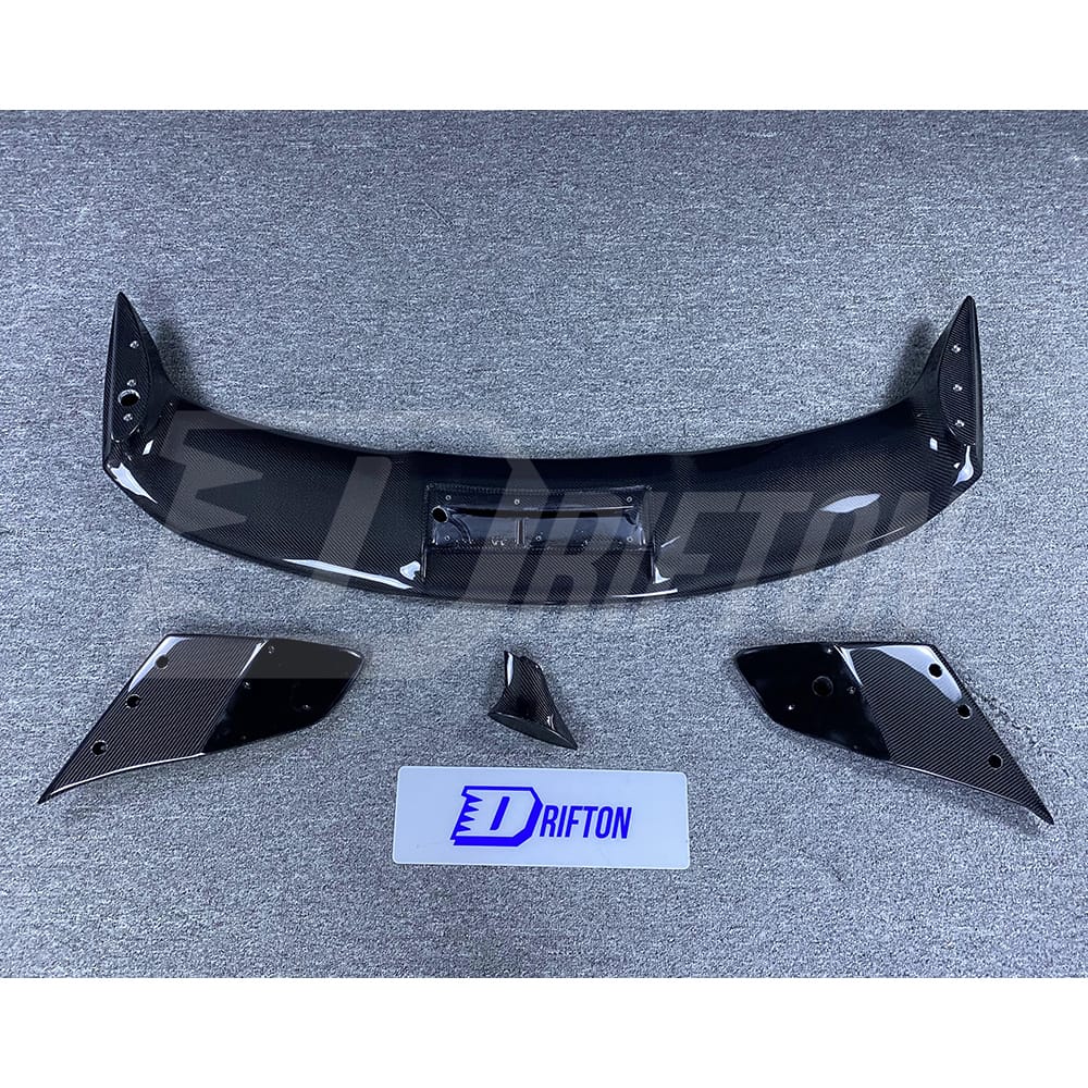 Varis MY17 Style Carbon Fiber Rear Spoiler For Nissan R35 GTR 2008-2019