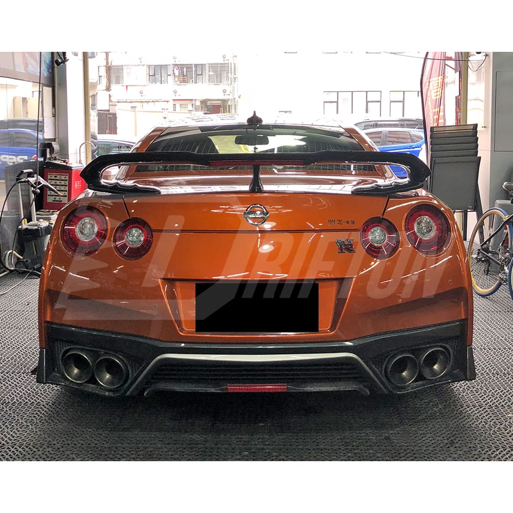 Varis MY17 Style Carbon Fiber Rear Spoiler For Nissan R35 GTR 2008-2019