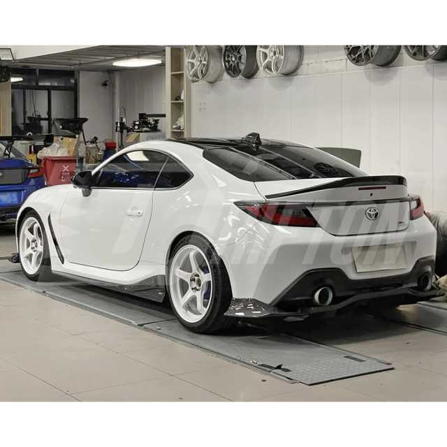 Varis Style Dry Carbon Fiber Side Skirt For Subaru BRZ ZD8 Toyota GR86 ZN8 2022-2025