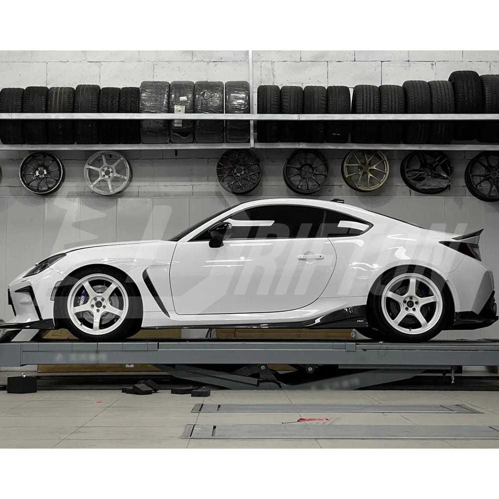 Varis Style Dry Carbon Fiber Side Skirt For Subaru BRZ ZD8 Toyota GR86 ZN8 2022-2025