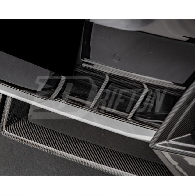 OEM Style Dry Carbon Fiber Front Bumper Center Trim For BMW X5 G05 LCI 2024-On