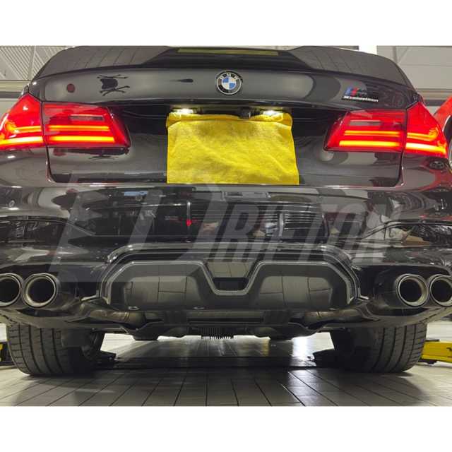 CS Style Carbon Fiber Rear Diffuser For BMW F90 M5 2017-2023