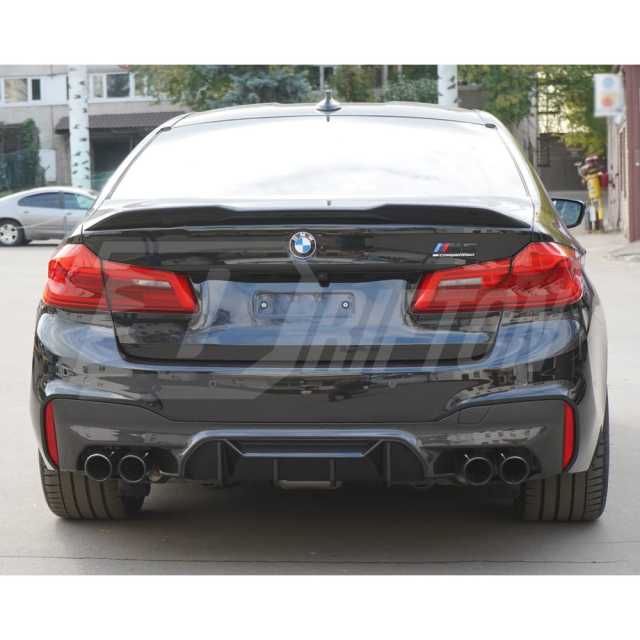 MP Style Dry Carbon Fiber Rear Diffuser For BMW F90 M5 LCI 2017-2023