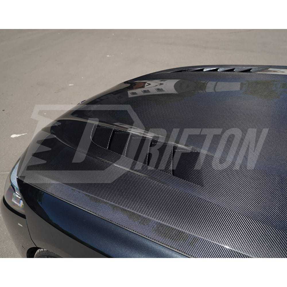 Vented Style Carbon Fiber Hood For BMW M8 F91 F92 F93 2020-2024