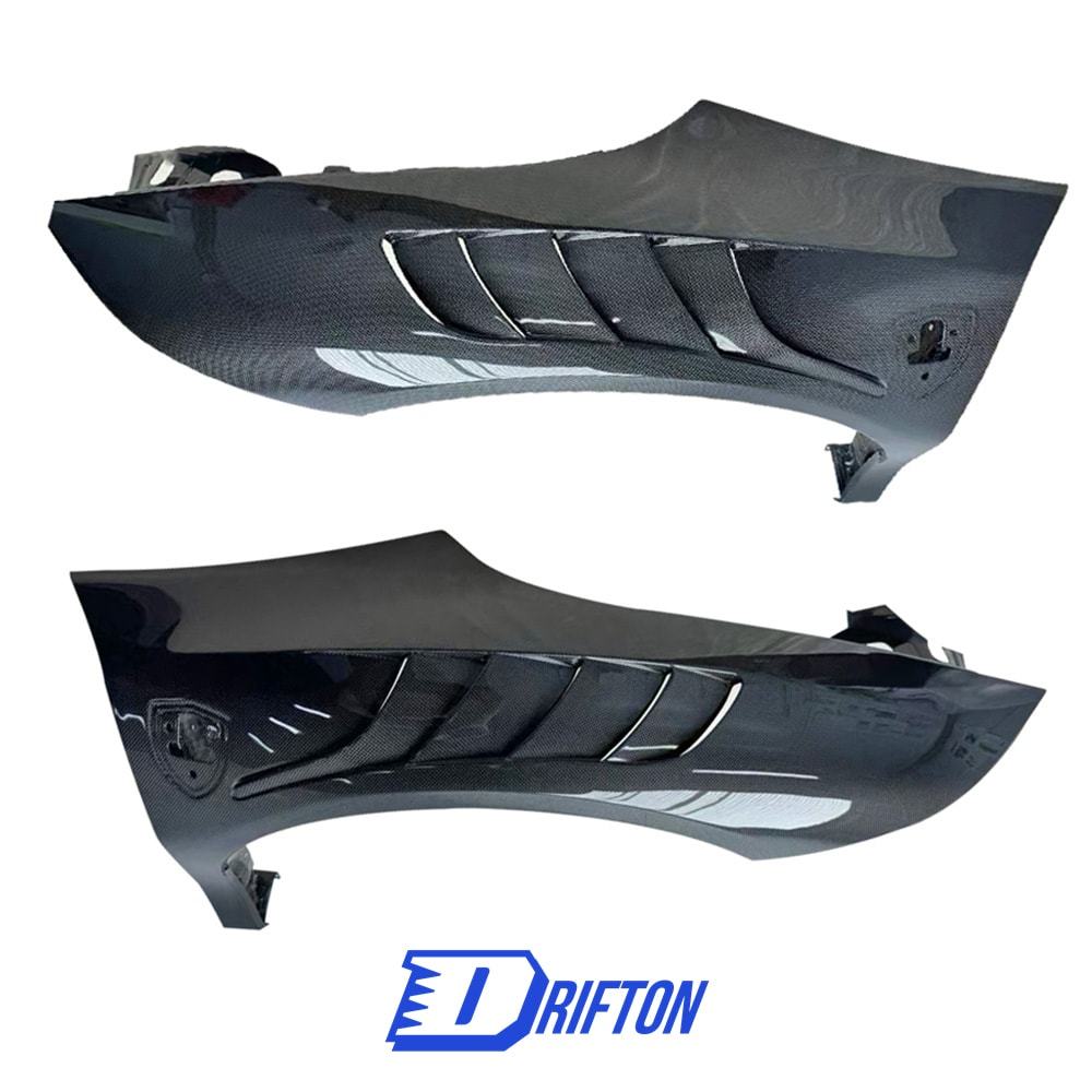 Novitec Style Dry Carbon Fiber Fender For Ferrari SF90