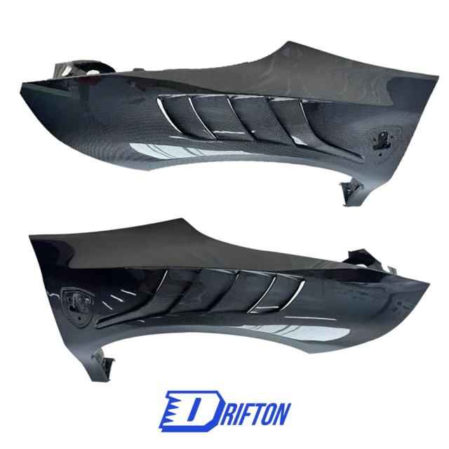 Novitec Style Dry Carbon Fiber Fender For Ferrari SF90