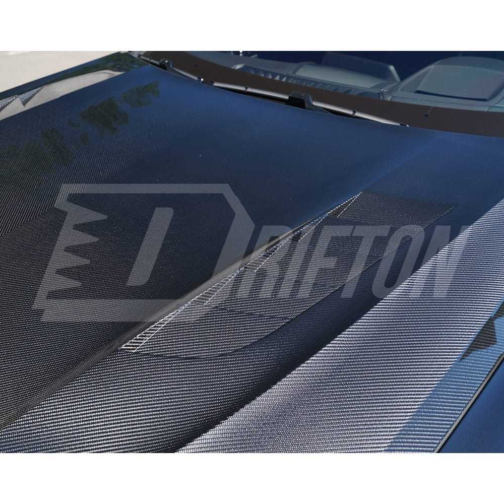 Vented Style Carbon Fiber Hood For BMW M8 F91 F92 F93 2020-2024