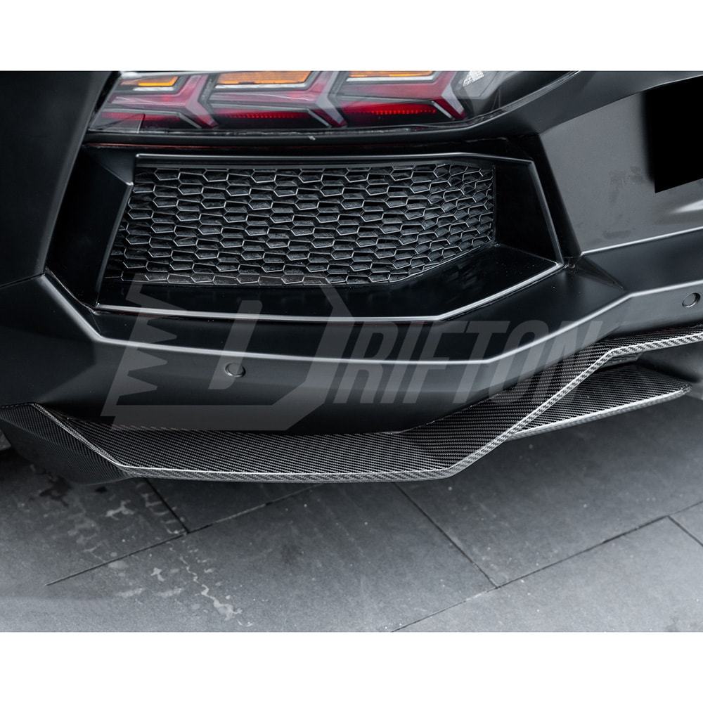 Vorsteiner Style Dry Carbon Fiber Rear Diffuser For Lamborghini Aventador LP700 2011-2015