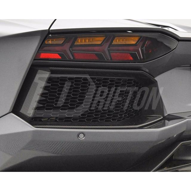 Dry Carbon Fiber Rear Bumper Grille Air Vents For Lamborghini Aventador LP700 2011-2015