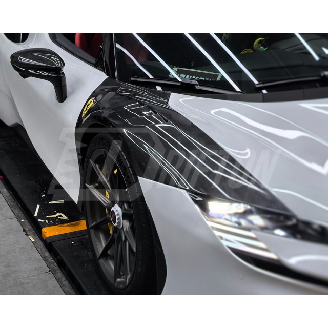 Novitec Style Dry Carbon Fiber Fender For Ferrari SF90