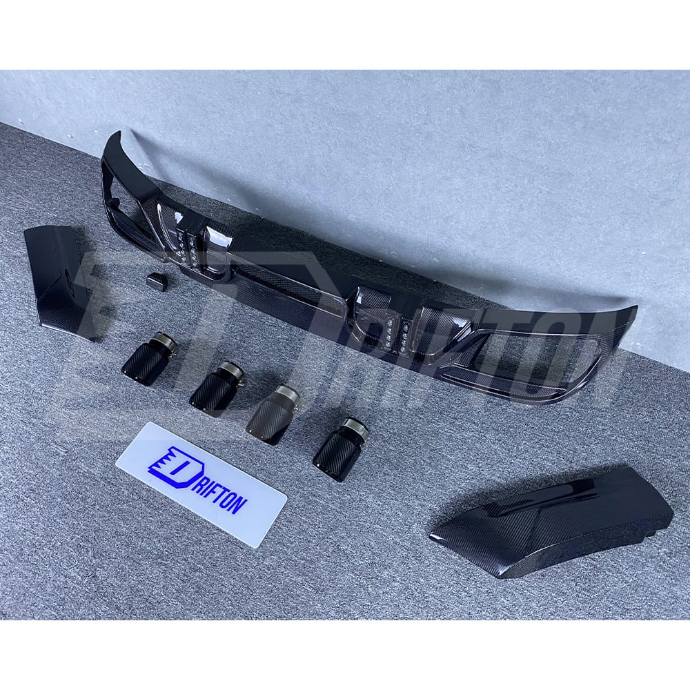 LD Style Carbon Fiber Rear Diffuser & 4  Exhaust Tips & LED Brake Light For BMW F96 X6M 2019-2023