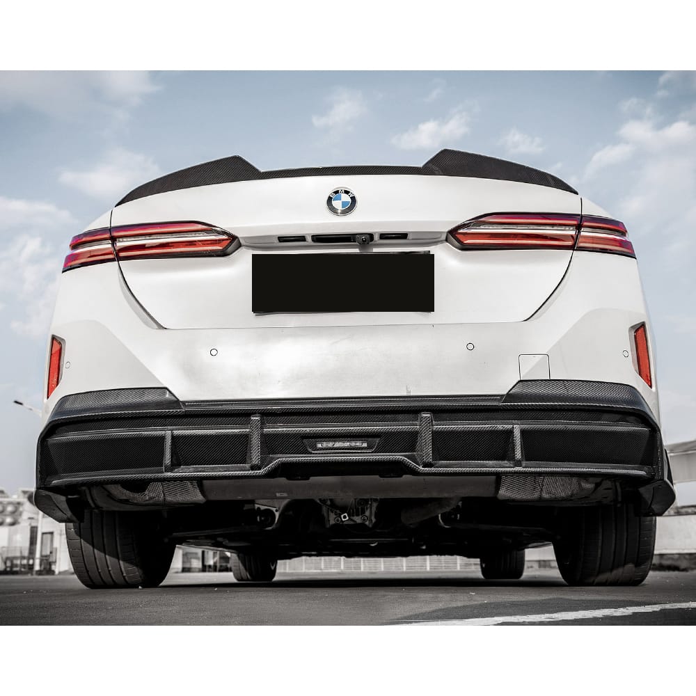 SQ Style Dry Carbon Fiber Rear Diffuser For BMW 5 Series G60 2024-On
