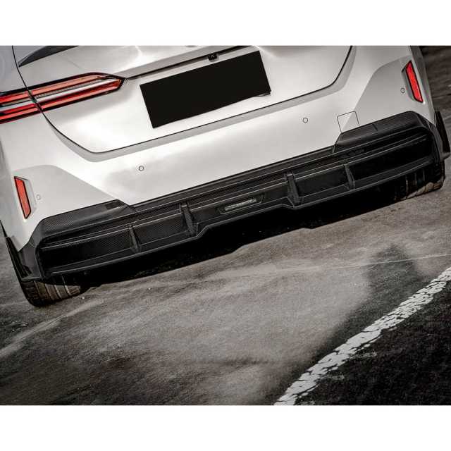 SQ Style Dry Carbon Fiber Rear Diffuser For BMW 5 Series G60 2024-On