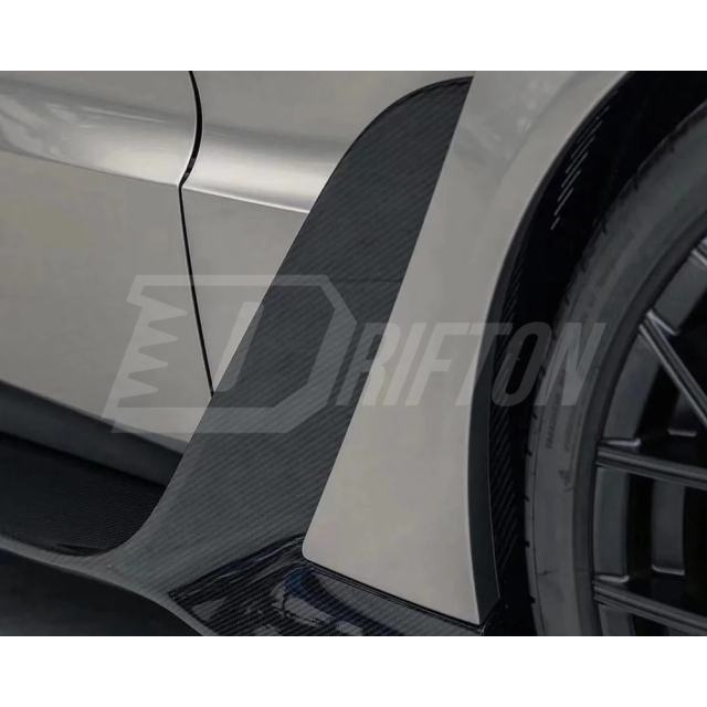 New V12 Vantage Style Dry Carbon Fiber Body Kit For Aston Martin V8 Vantage 2018-2023