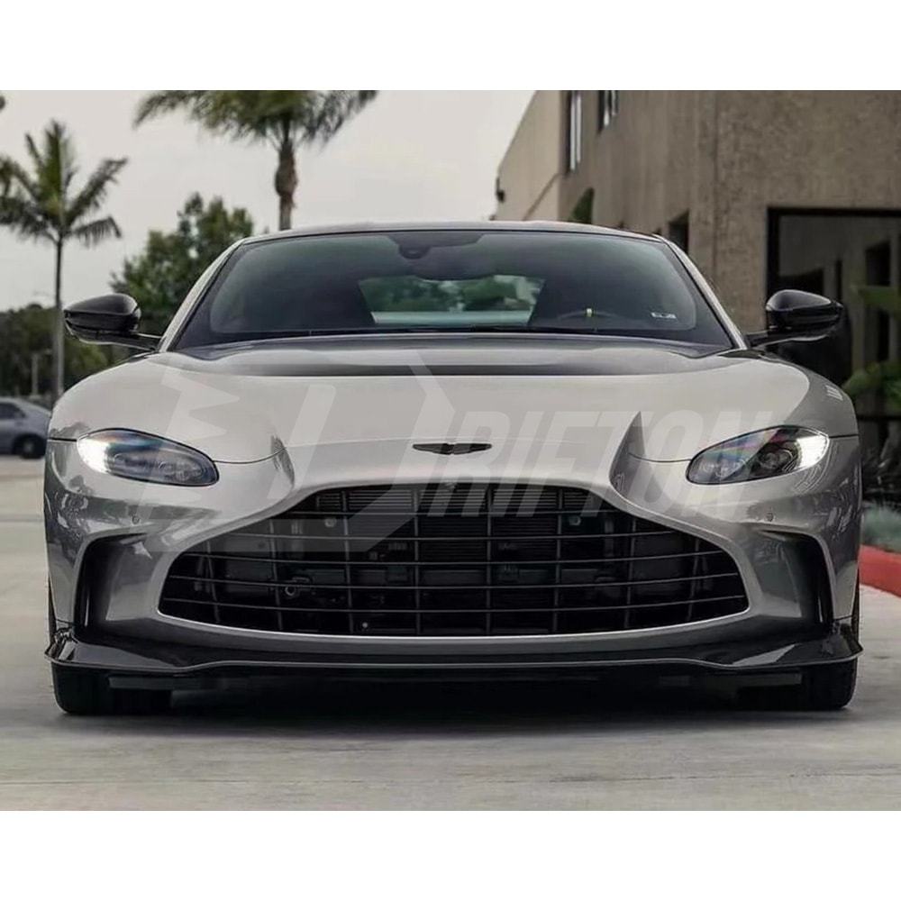 New V12 Vantage Style Dry Carbon Fiber Body Kit For Aston Martin V8 Vantage 2018-2023