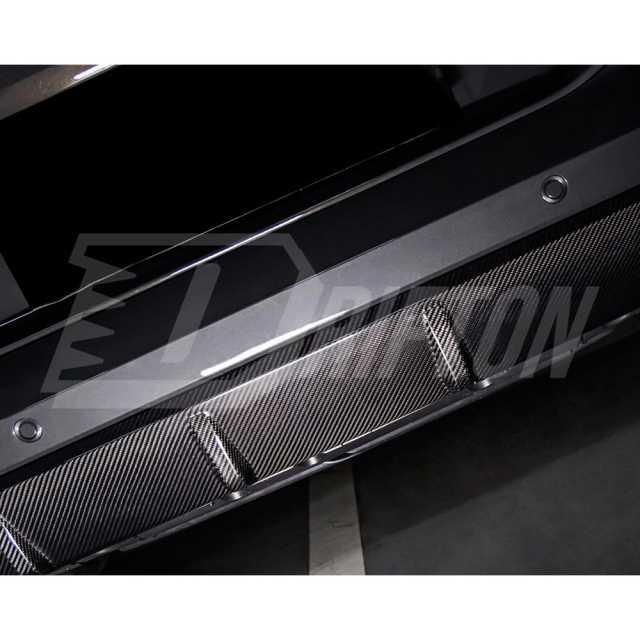 MP Style Dry Carbon Fiber Rear Diffuser For BMW X6 G06 2019-ON