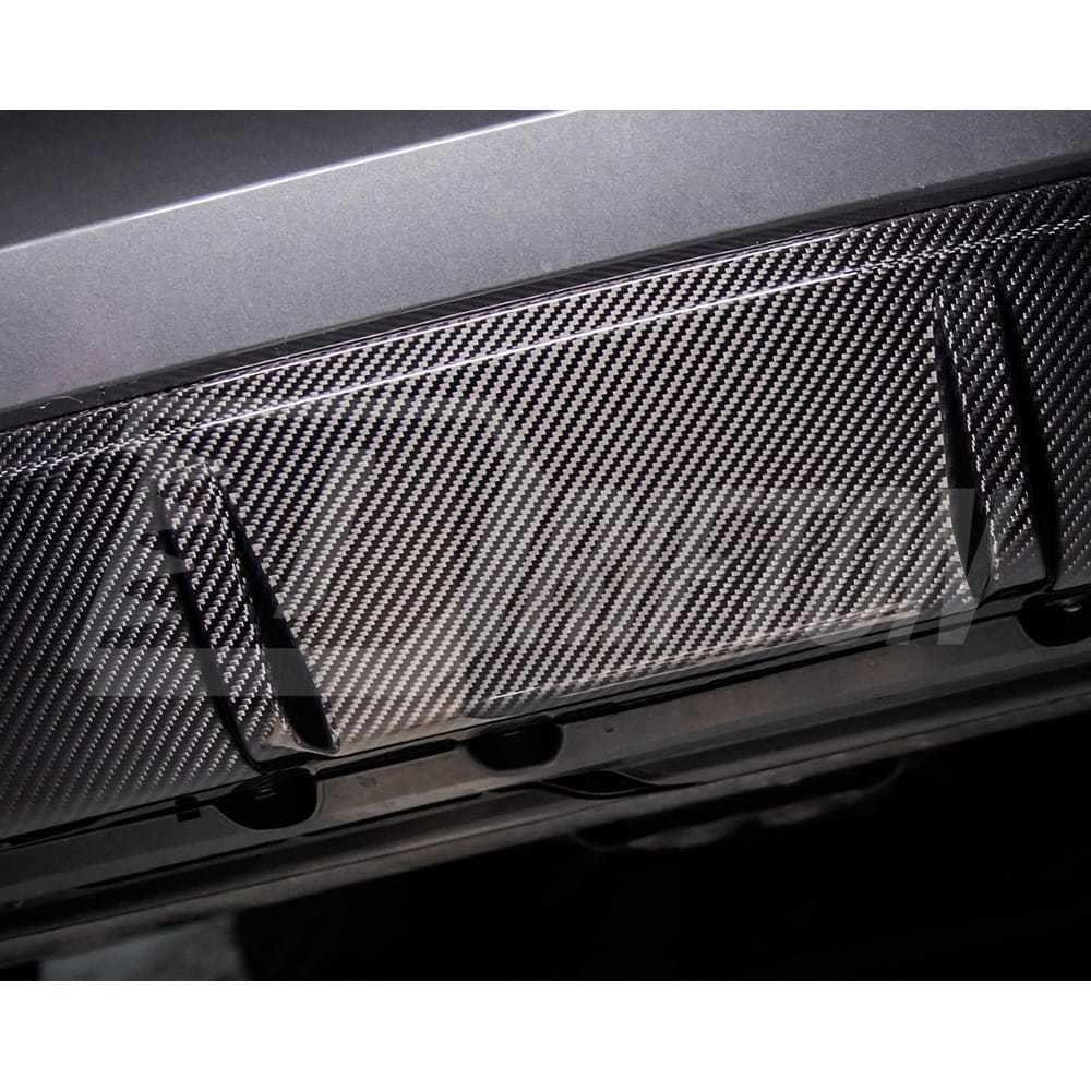 MP Style Dry Carbon Fiber Rear Diffuser For BMW X6 G06 2019-ON