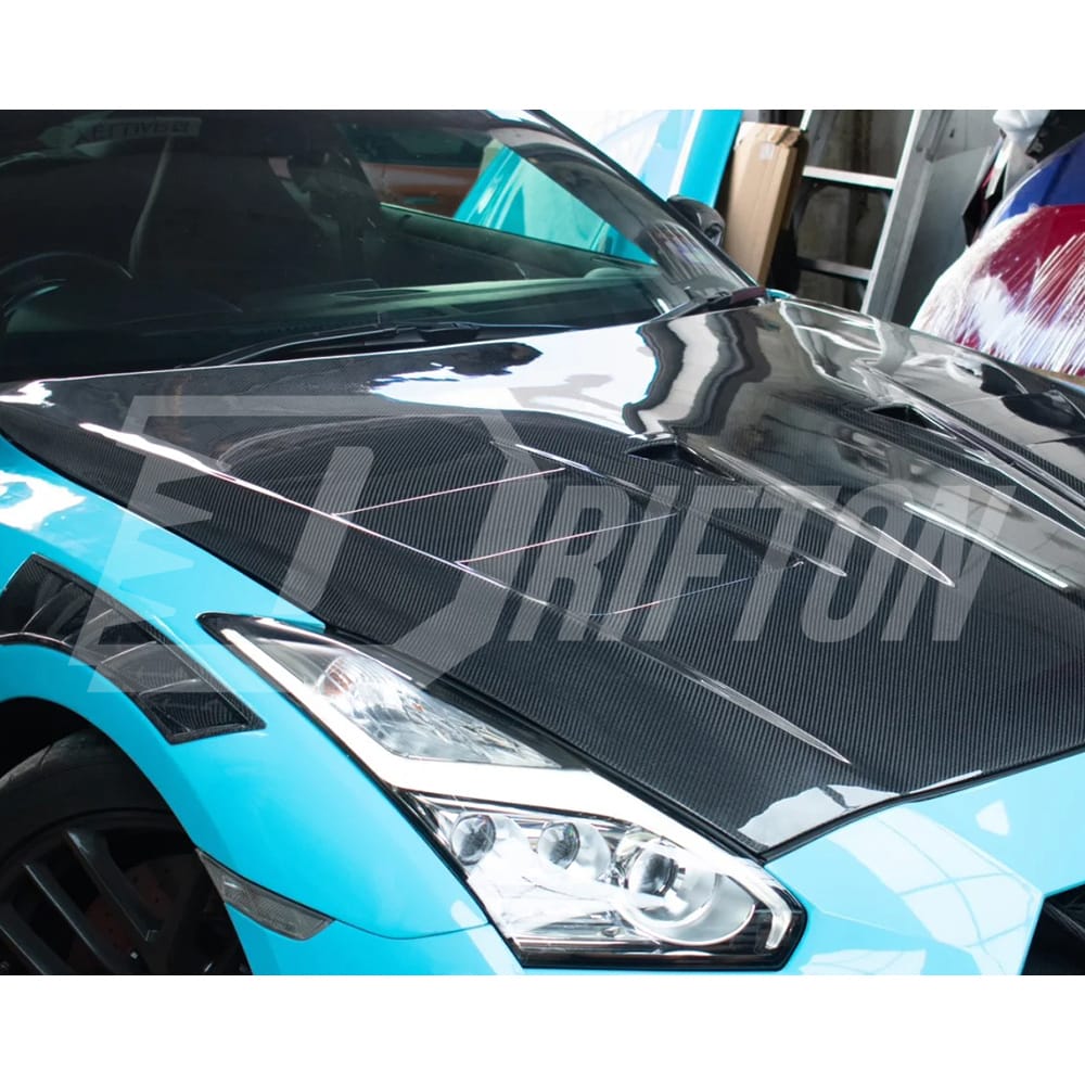 TopSecret Style Carbon Fiber Hood For Nissan R35 GTR 2017-2019