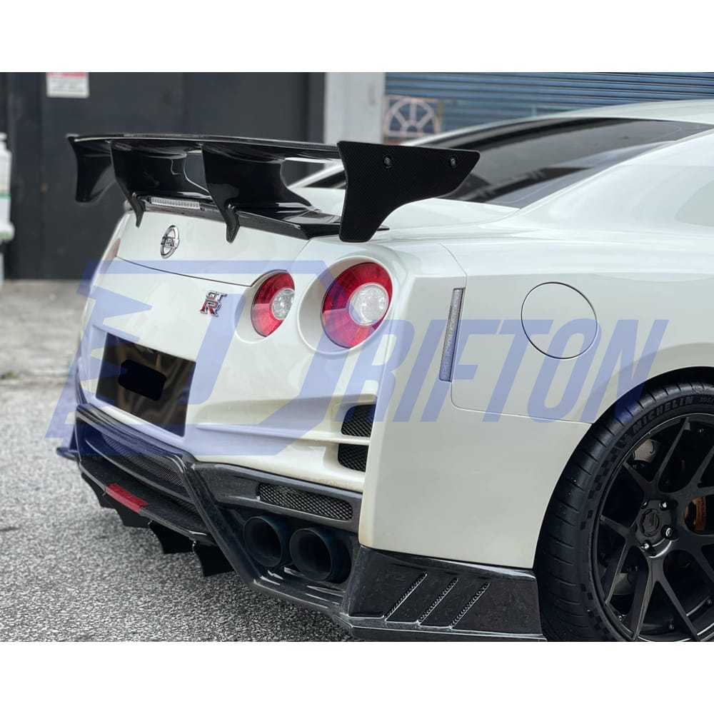 Top Secret Style Partial Carbon Fiber Rear Bumper With Diffuser Fins For Nissan R35 GTR 2008-2023