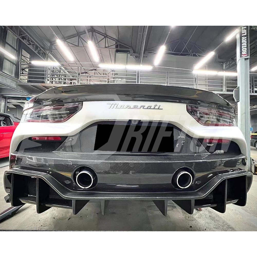 Aria Style Dry Carbon Fiber Front Bumper Canards For Maserati MC20