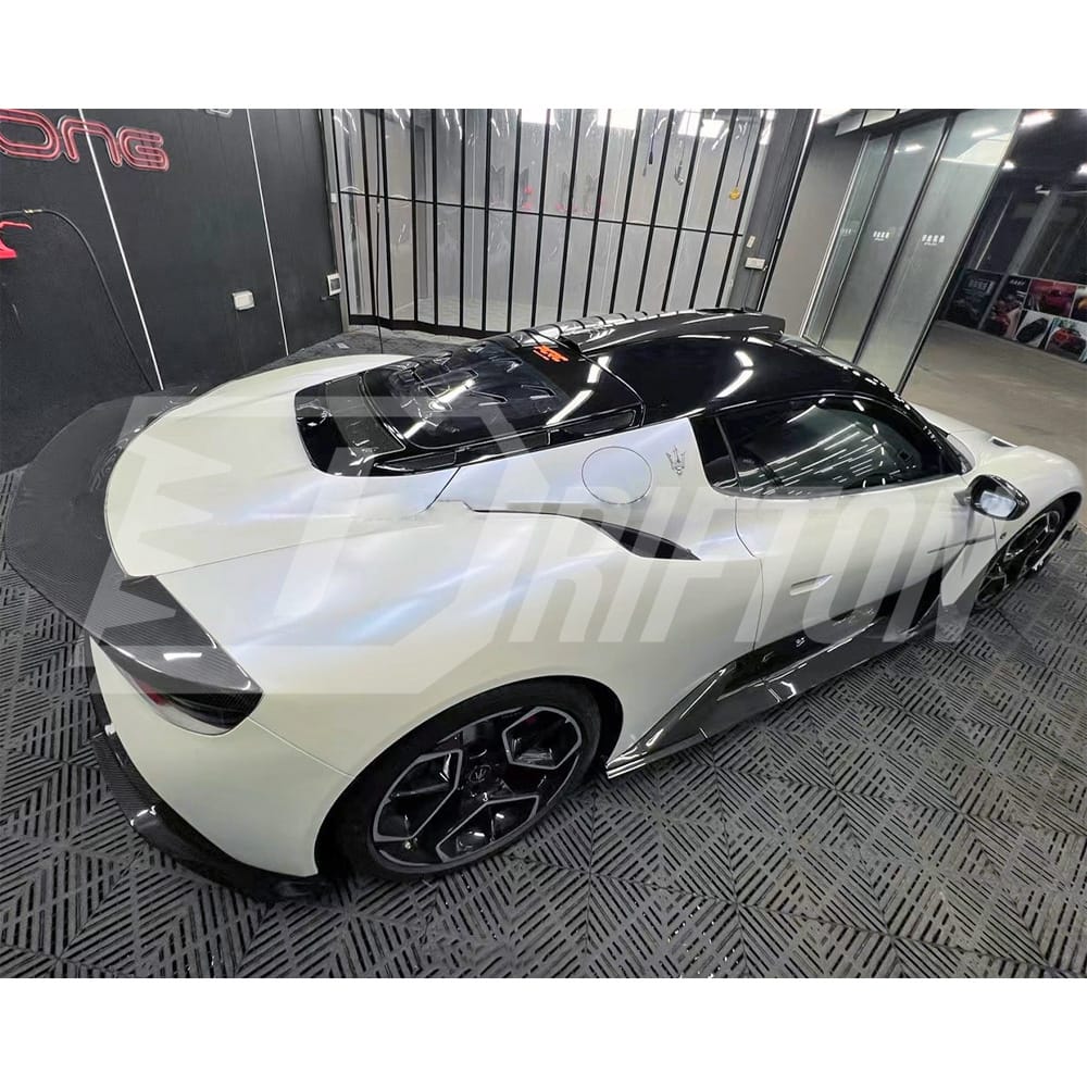 Aria Style Dry Carbon Fiber Front Bumper Canards For Maserati MC20