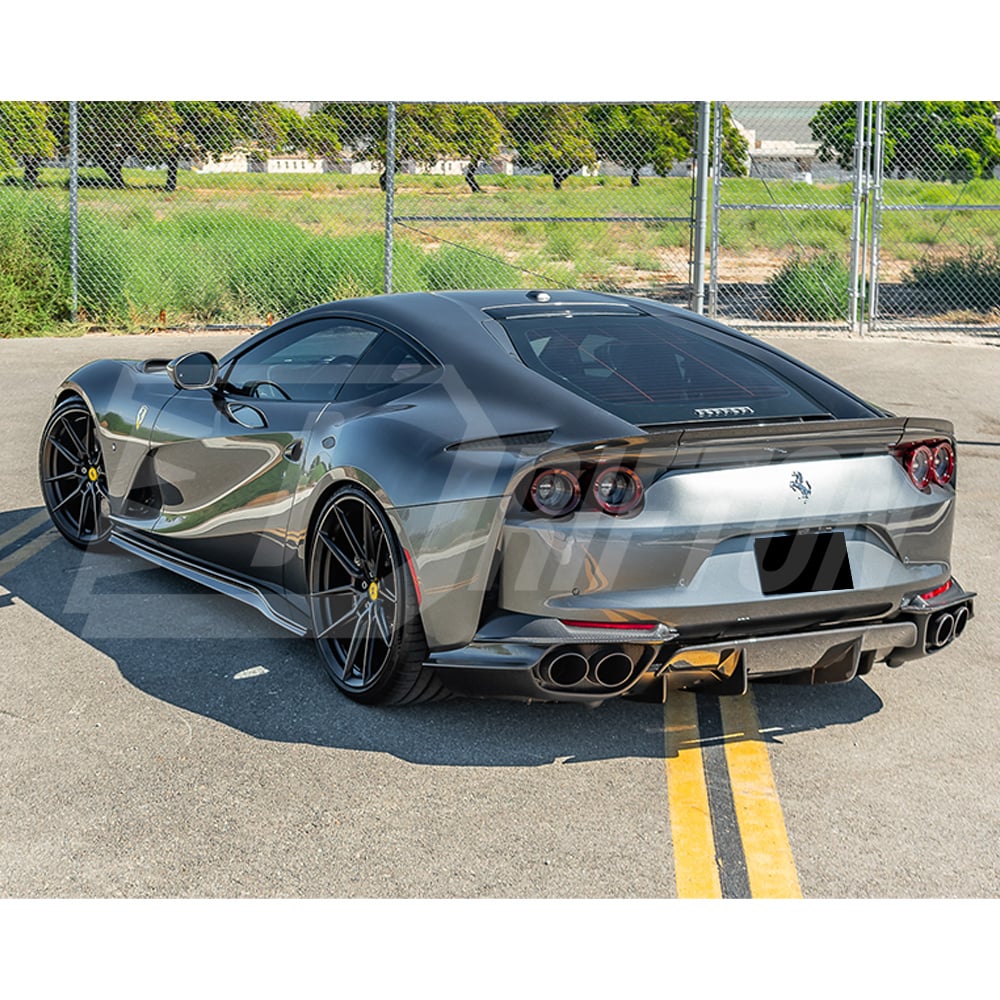 Novitec Style Dry Carbon Fiber Rear Trunk Spoiler Wing For Ferrari 812 Superfast GTS 2017-2023