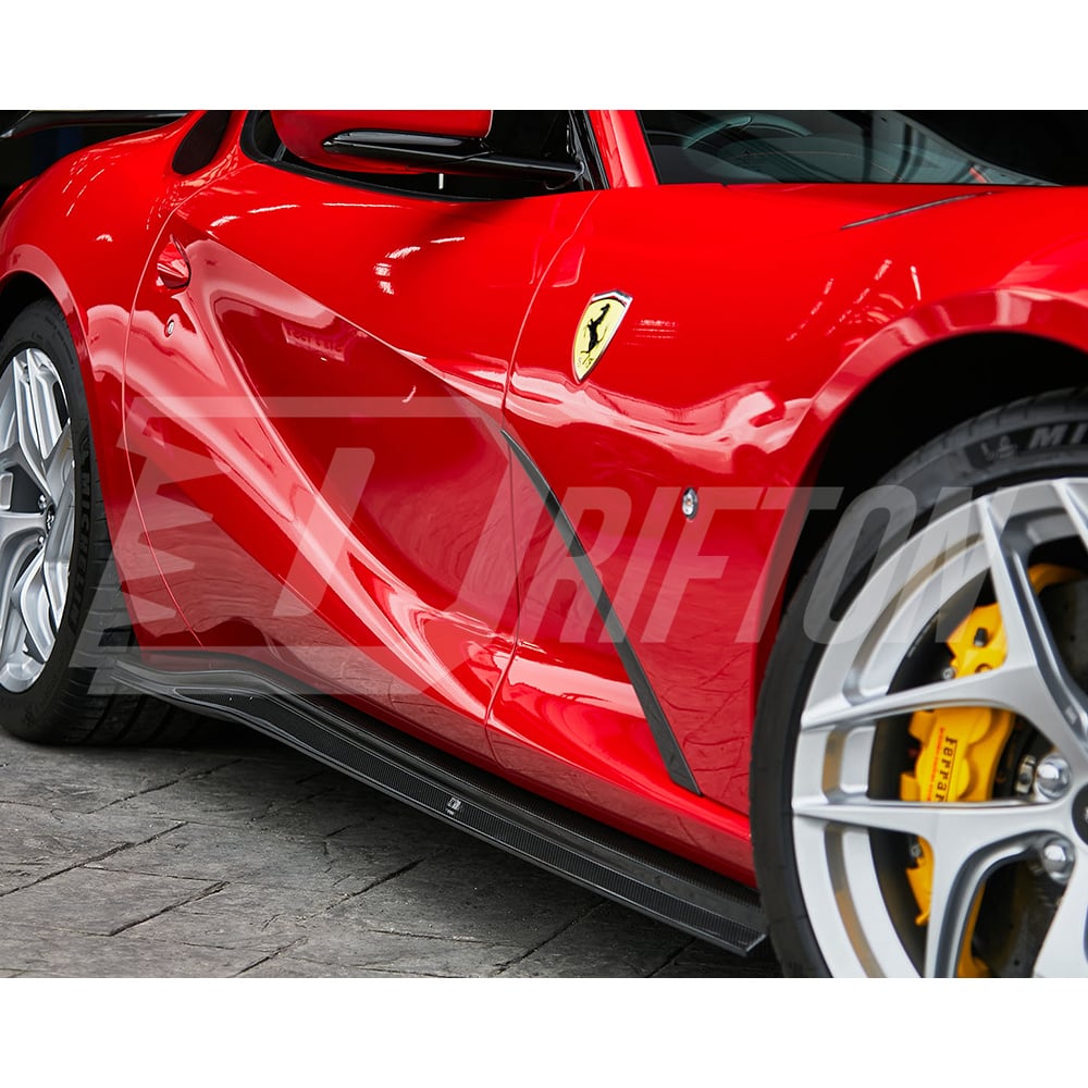 Novitec Style Dry Carbon Fiber Fender Trim For Ferrari 812 Superfast GTS 2017-2023