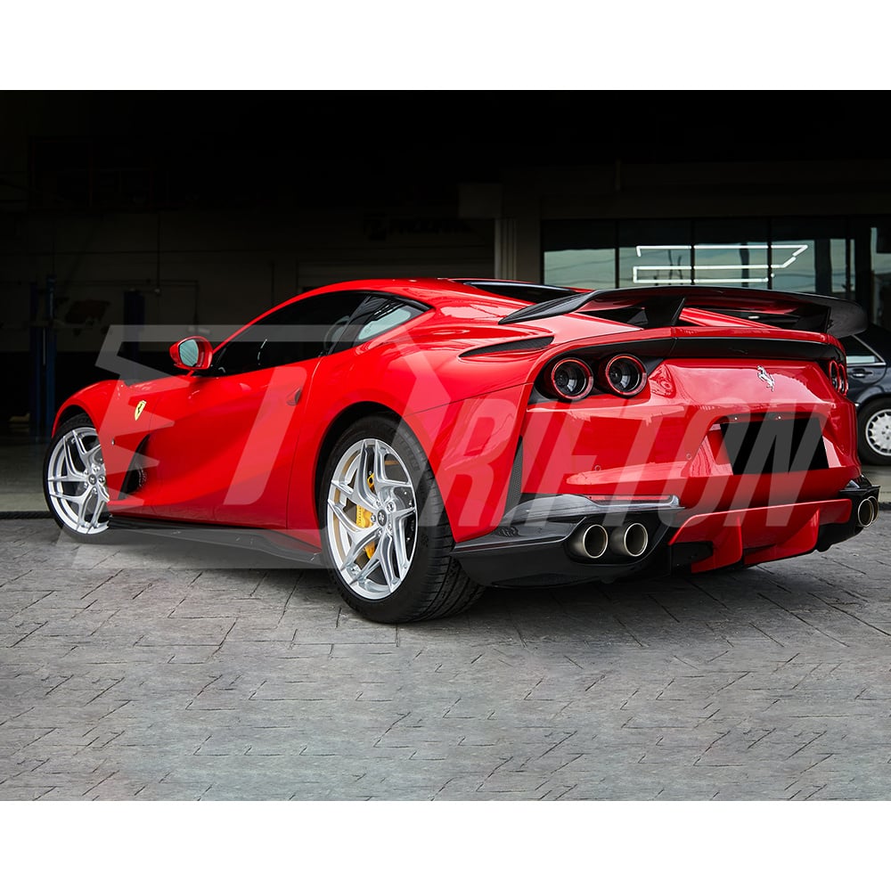 Novitec Style Dry Carbon Fiber Side Skirt For Ferrari 812 Superfast GTS 2017-2023