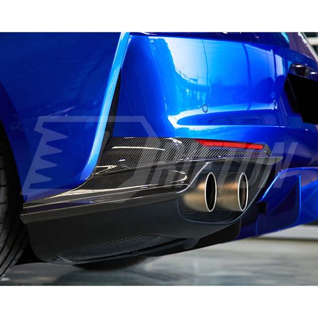 Novitec Style Dry Carbon Fiber Rear Side Splitters For Ferrari 812 Superfast GTS 2017-2023