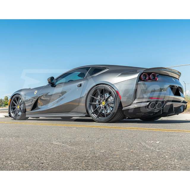 Novitec Style Dry Carbon Fiber Rear Trunk Spoiler Wing For Ferrari 812 Superfast 2017-2023
