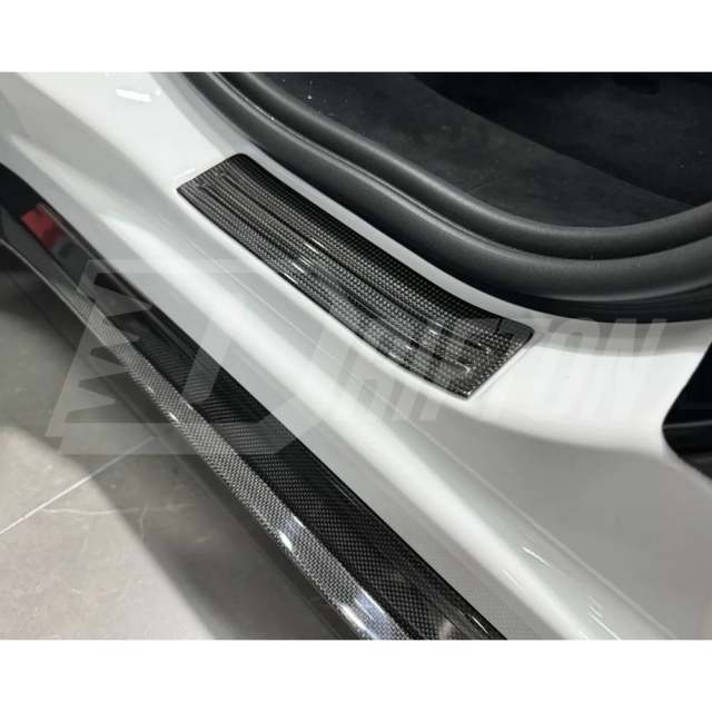 Dry Carbon Fiber Door Sills Plate Interiors Kits For Ferrari Purosangue FUV