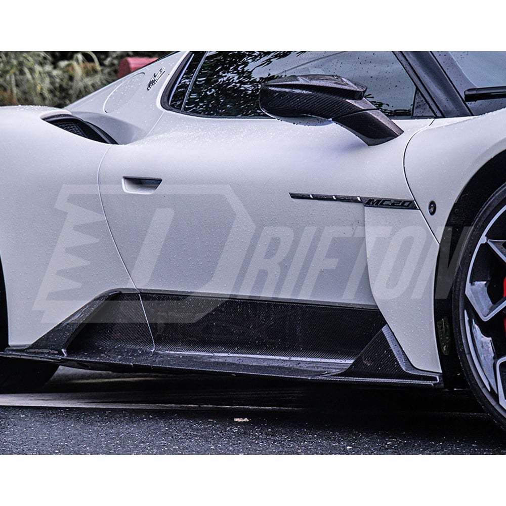 Mansory Style Dry Carbon Fiber Side Mirror Caps For Maserati MC20