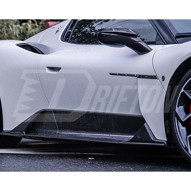 Mansory Style Dry Carbon Fiber Side Mirror Caps For Maserati MC20
